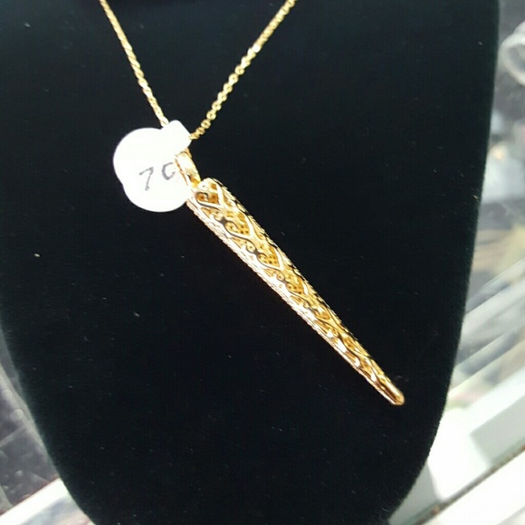 🍃❌SOLD❌🍃Designers Crystal front horn - Picture 2 of 2