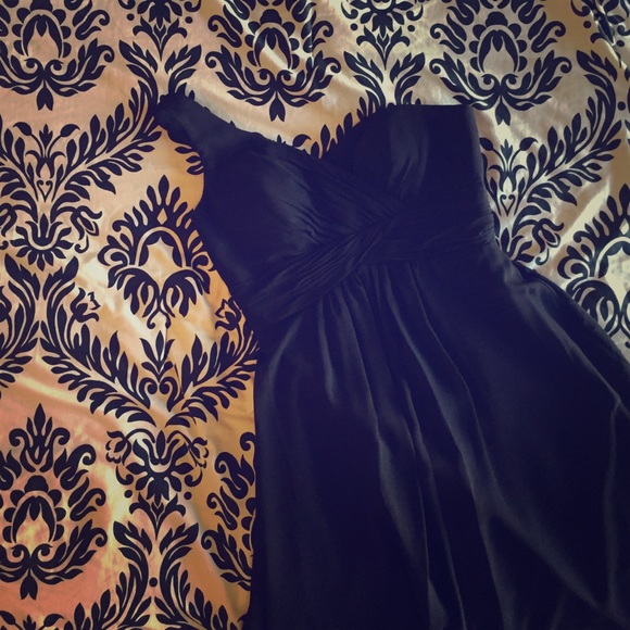 Black floor-length one shoulder dress - Picture 1 of 1