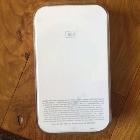 ❗️4th generation iPod touch❗️ - Picture 2 of 3