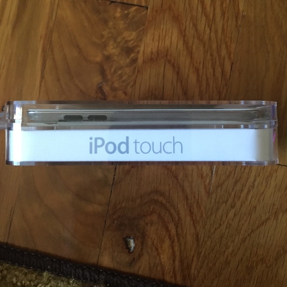 ❗️4th generation iPod touch❗️ - Picture 3 of 3