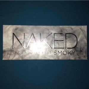 Brand New Urban Decay Smoky Palette