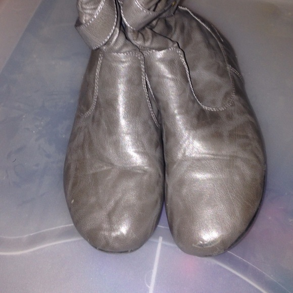 Fall boots - Picture 3 of 4