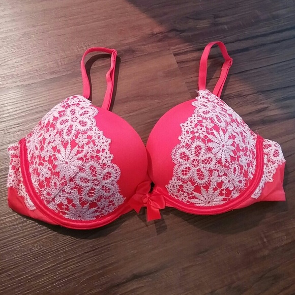 New Victoria's Secret 34C