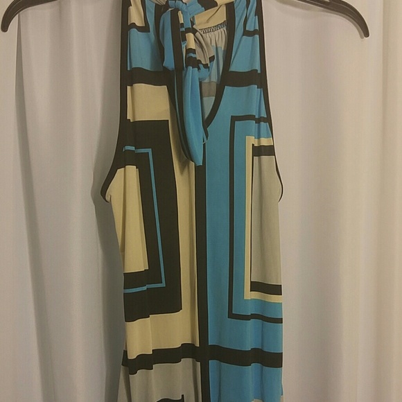 Geometric print sleeveless tank top - Picture 2 of 2