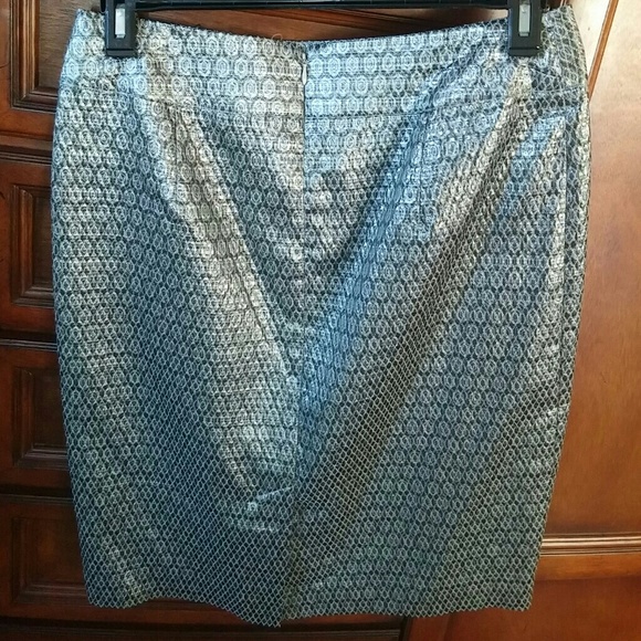 🌺🌹Gorgeous Skirt - Picture 4 of 4