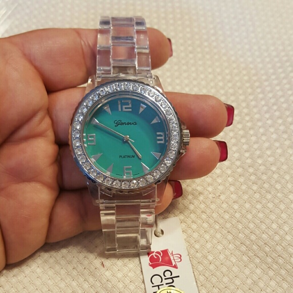 Clear plastic watch - Picture 1 of 1