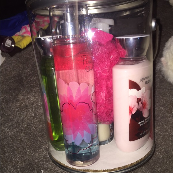 Bath and body bucket - Picture 2 of 2