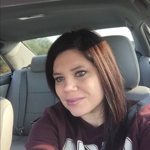 Meet your Posher, Loraine