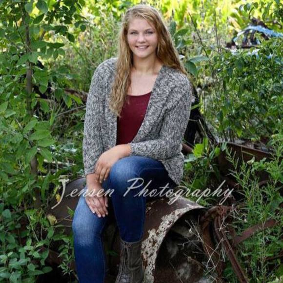 Meet your Posher, Nicole