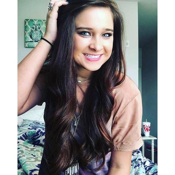 Meet your Posher, Haley - Picture 1 of 1