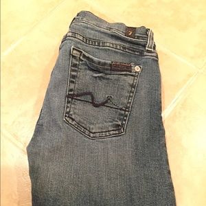 Gwenevere fit light wash denim