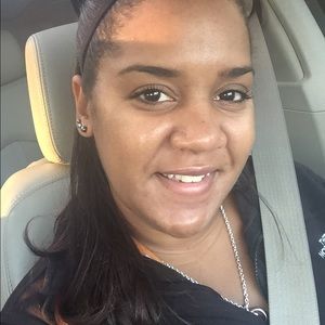 Meet your Posher, Deanna