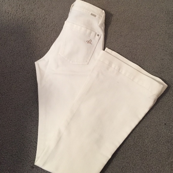 DL1960 white flare jeans