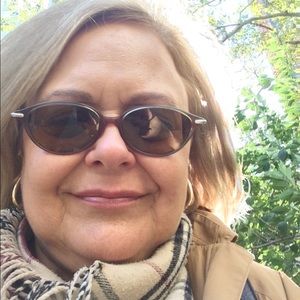 Meet your Posher, Jane