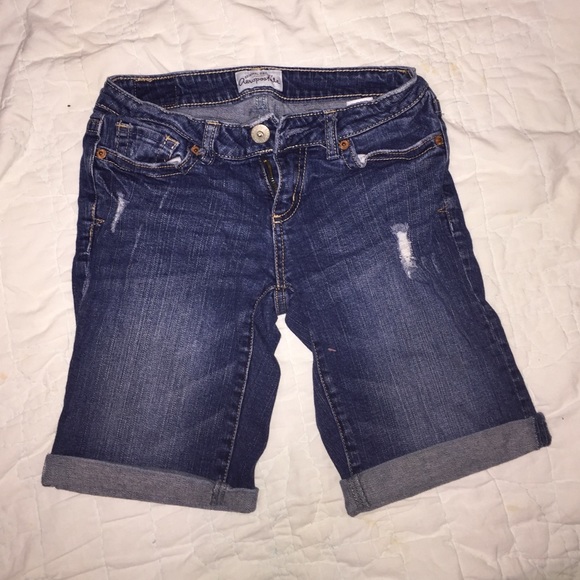 mid-thigh shorts