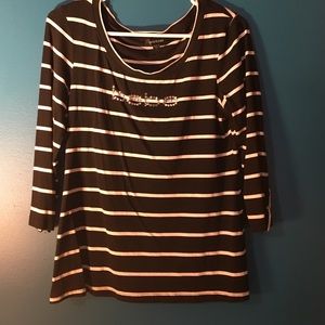 Bebe 3/4 length sleeve