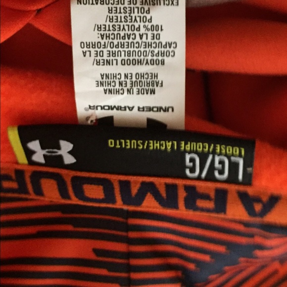 Under Armour Sweatshirt