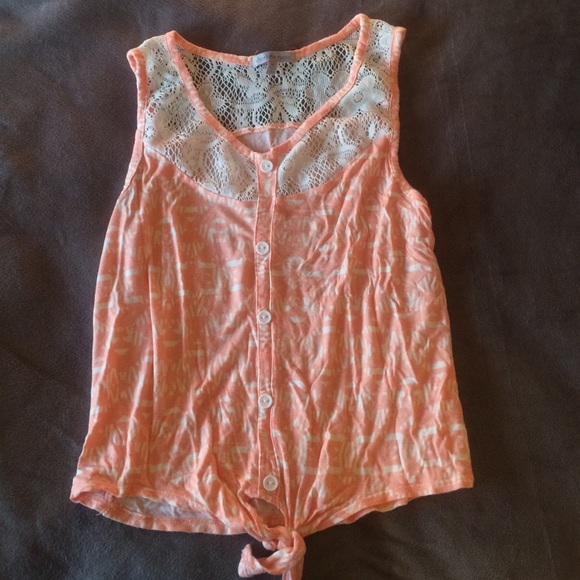 Peach and white tank top