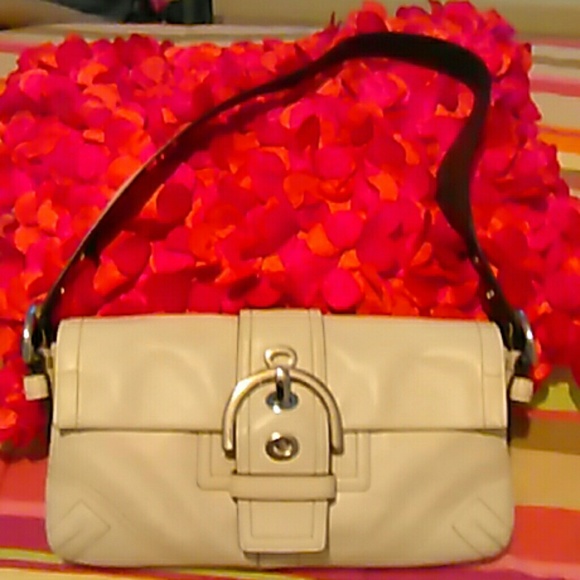 BRAND NEW NEVER USED COACH HANDBAG