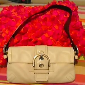 BRAND NEW NEVER USED COACH HANDBAG