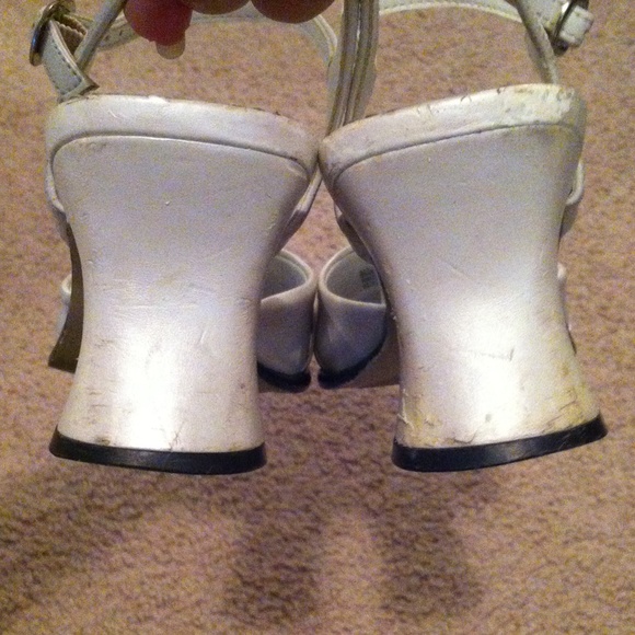 White dress shoes - Picture 4 of 4