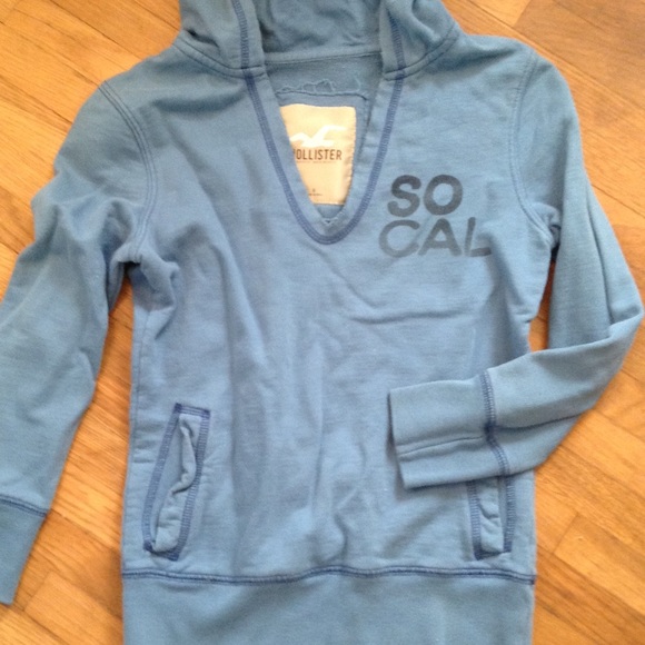 Hollister 3/4 sleeve hoodie!