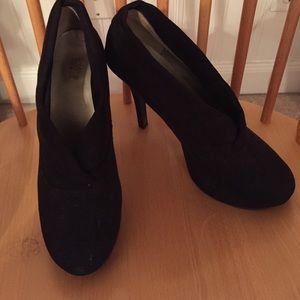 🎀FINAL SALE🎀 Mossimo Black Suede Heels