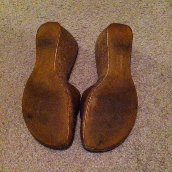 Slip on hard cork sandles - Picture 4 of 4
