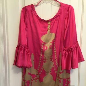 NWT Silk dress with beautiful design front/back
