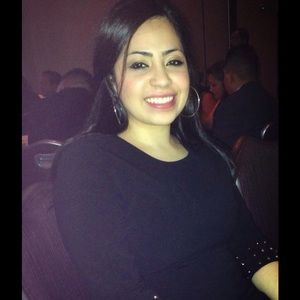 Meet your Posher, Mayra