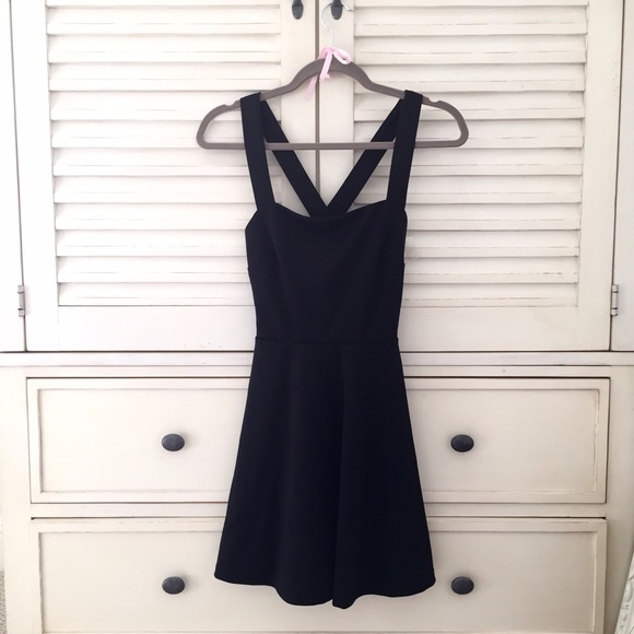 BNWT Black crossback dress