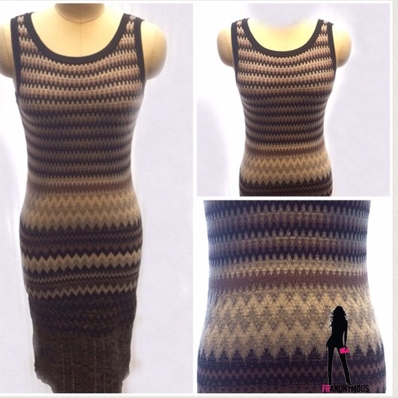Sleeveless Chevron Metallic Sweater Dress - Picture 4 of 4