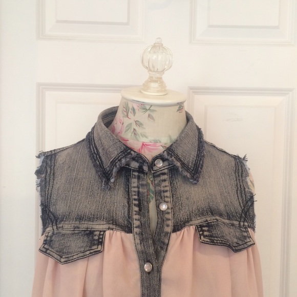 soft pink/Jean top - Picture 2 of 3