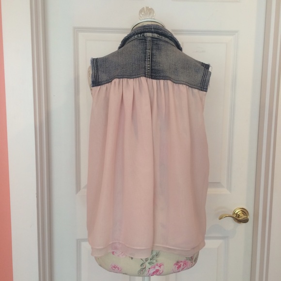 soft pink/Jean top - Picture 3 of 3