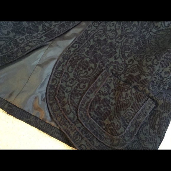 Coldwater Creek M 10-12 black floral Blazer - Picture 3 of 4
