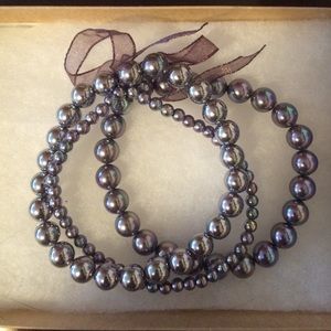 Purple shiny beaded bracelet