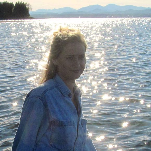 Meet your Posher, Annie