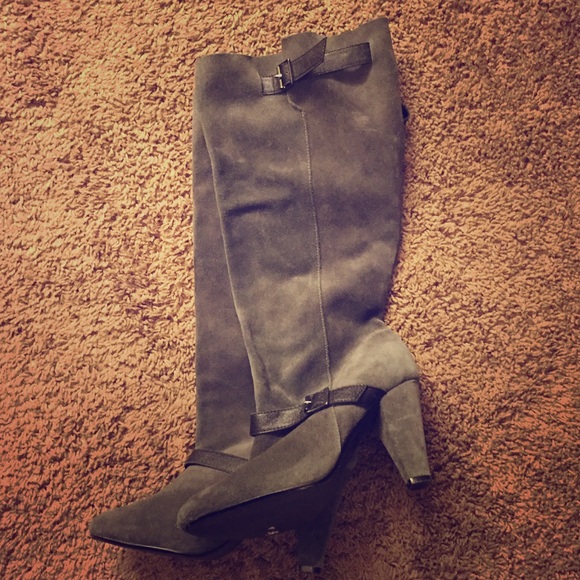 Colin Stuart is ready go Dancing boots 👢 - Picture 3 of 5