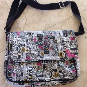 ONE DAY SALE! ROXY MESSENGER BAG