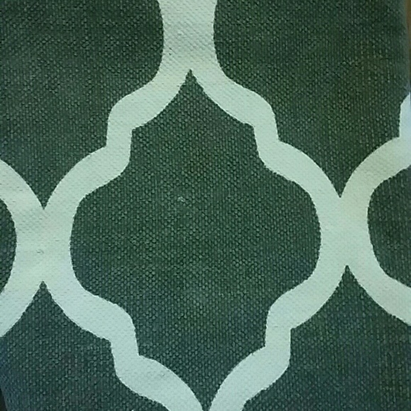 Grey amd white area rug