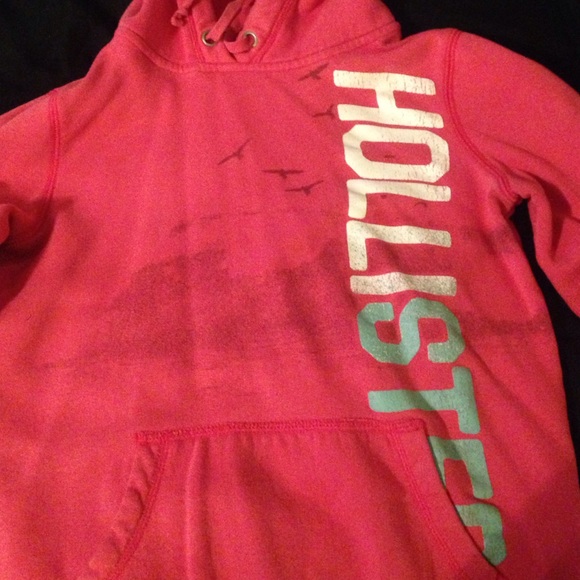 Hollister sweater - Picture 2 of 3