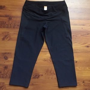 Lucy Endurance Run Capri