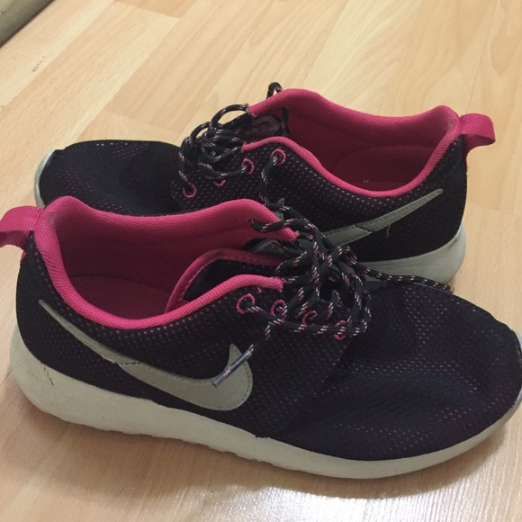 nike roshe run 5.5 nike roshe run 5.5