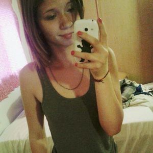 Meet your Posher, Chloe