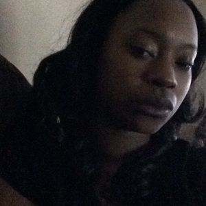 Meet your Posher, Monique