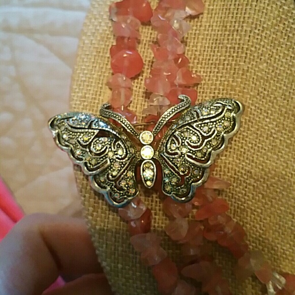 Handmade statement necklace - Picture 2 of 4