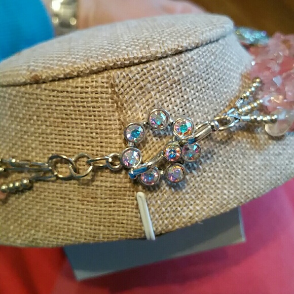 Handmade statement necklace - Picture 3 of 4