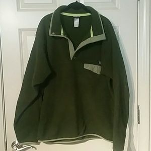 Hunter green fleece Patagonia pullover