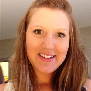 Meet your Posher, Lindsey