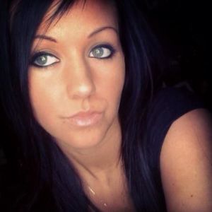 Meet your Posher, Leslie